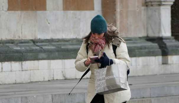 Arriva il primo freddo della stagione, temperature in discesa anche a Piacenza. Allerta Meteo per vento - AUDIO